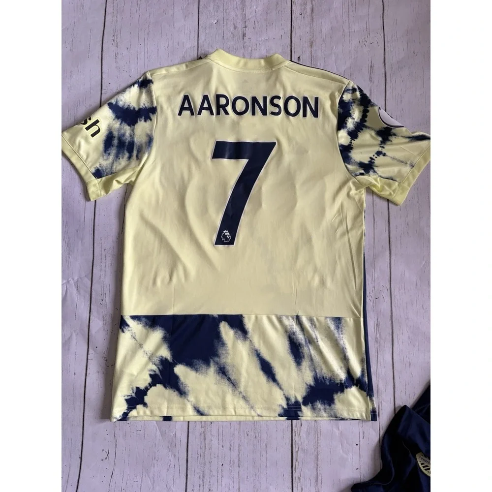 Brenden Aaronson #7 Leeds United 2022-23 Away Adidas Soccer‎ Jersey\Shorts sz M